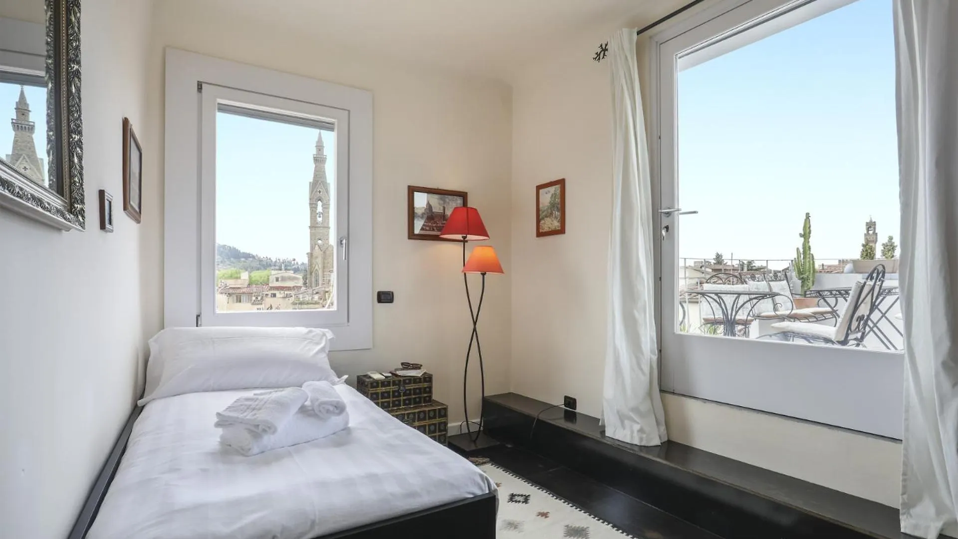 Virgilio - Sweet Dreams In Florence Apartment