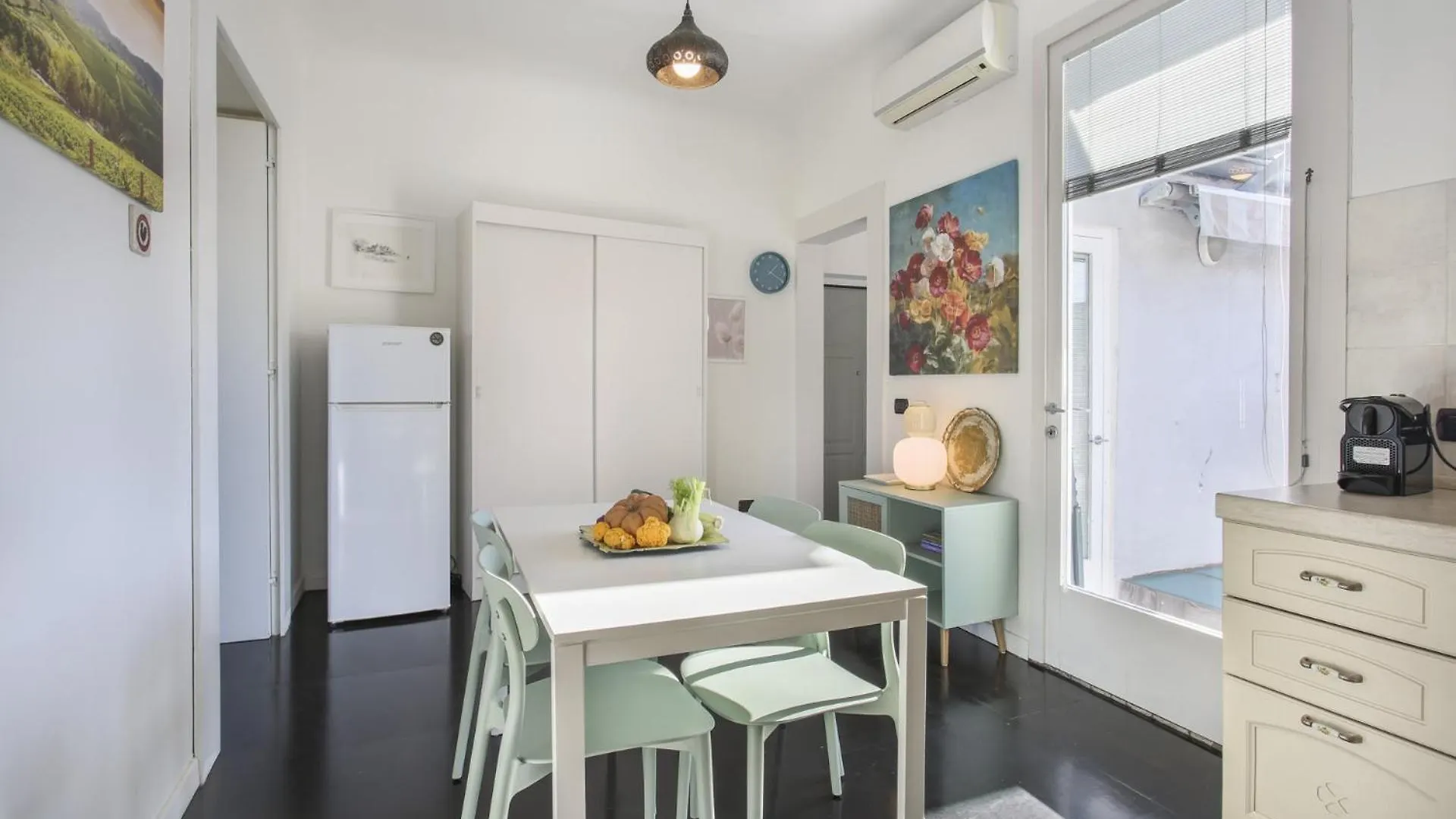Virgilio - Sweet Dreams In Florence Apartment