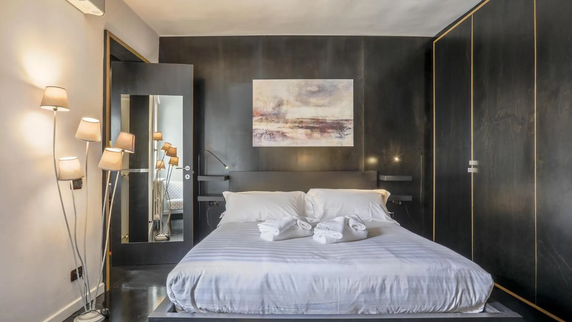 Virgilio - Sweet Dreams In Florence Apartment